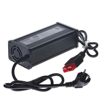 Зарядное устройство Rutrike Gelbert для свинцовых аккумуляторов 24V60A/H (6A) Anderson